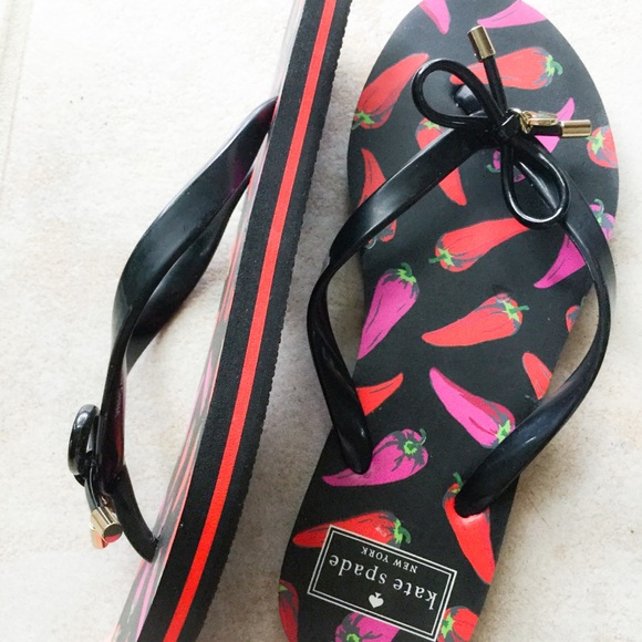⭐️KATE SPADE SANDALS⭐️ - Picture 4 of 4